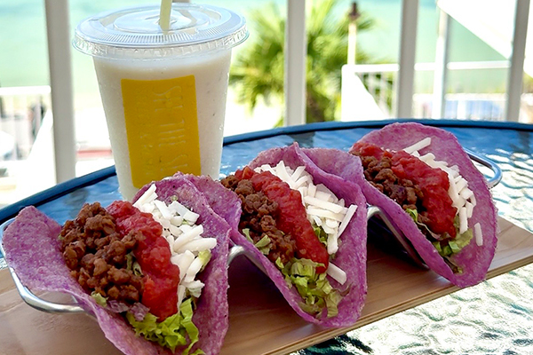 手づくり紅芋タコス