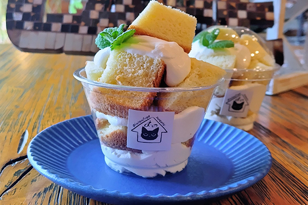 米粉のシフォン生クリームカップ