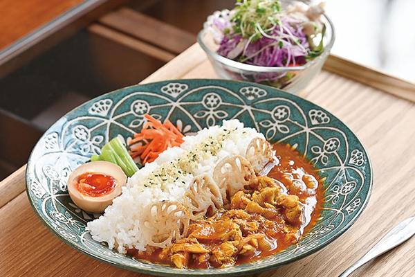 米粉のボーンブロスカレー