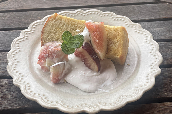 季節の米粉のシフォンケーキ