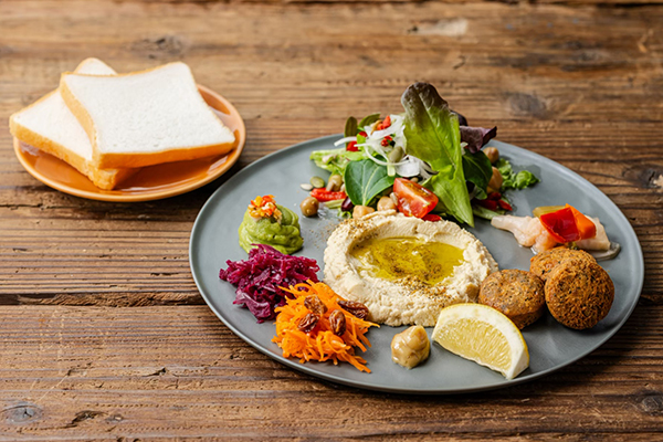 天風ブッダボウル　米粉パンセット