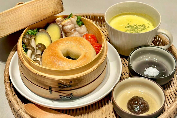 蒸しベーグルのわっぱランチ