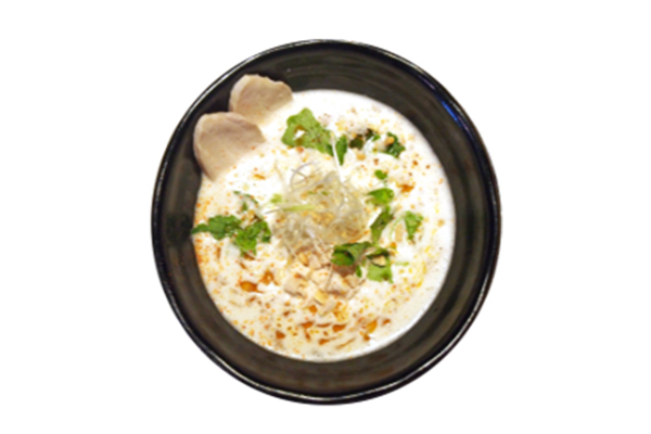 完全グルテンフリー濃厚鶏白湯の塩坦坦麺