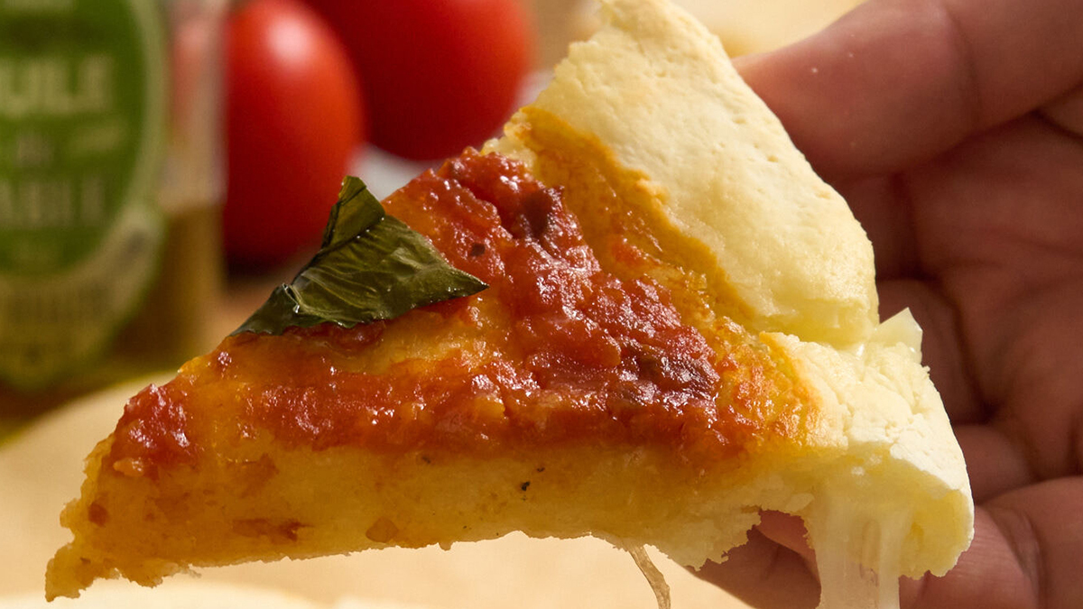 米粉のチーズinロールピザ