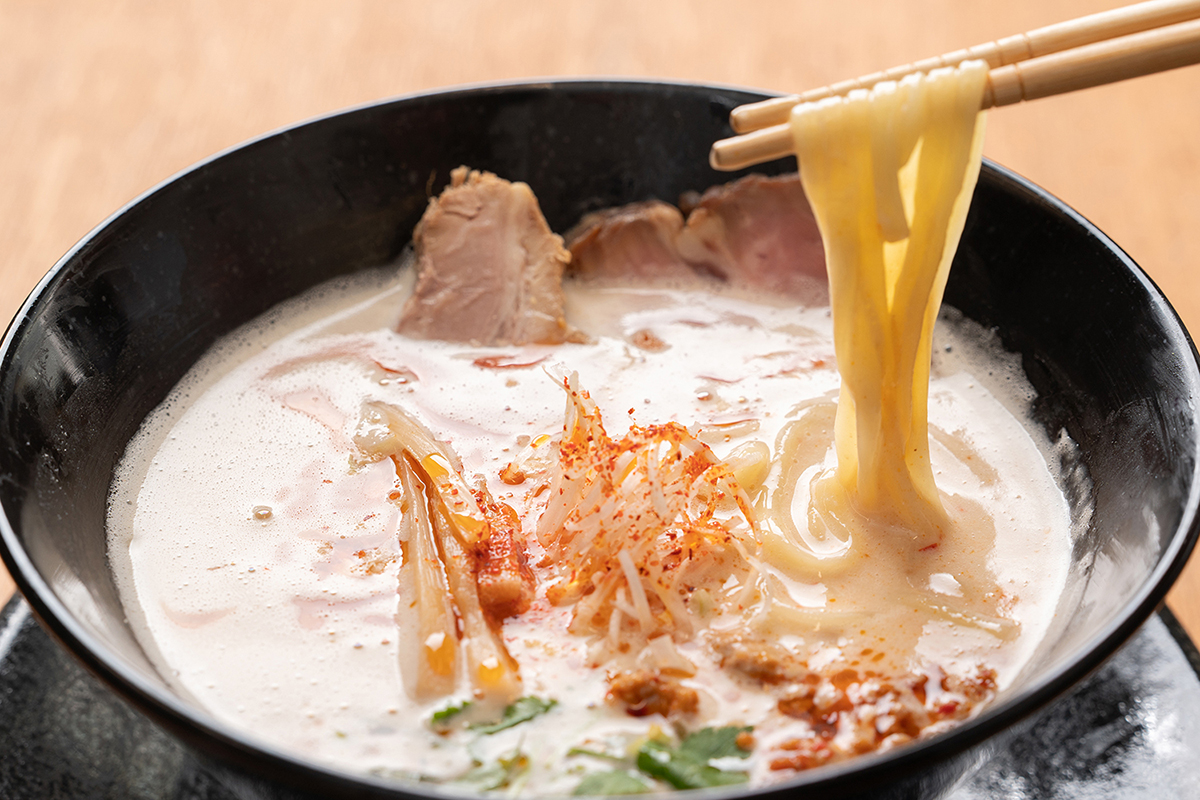 完全グルテンフリー濃厚鶏白湯の塩坦坦麺